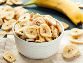 A banán chips finom, egészséges nassolnivaló, sok jó tulajdonsággal